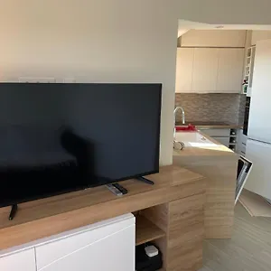 T2 Dans Résidence Calme Avec Piscine Appartement Mandelieu
